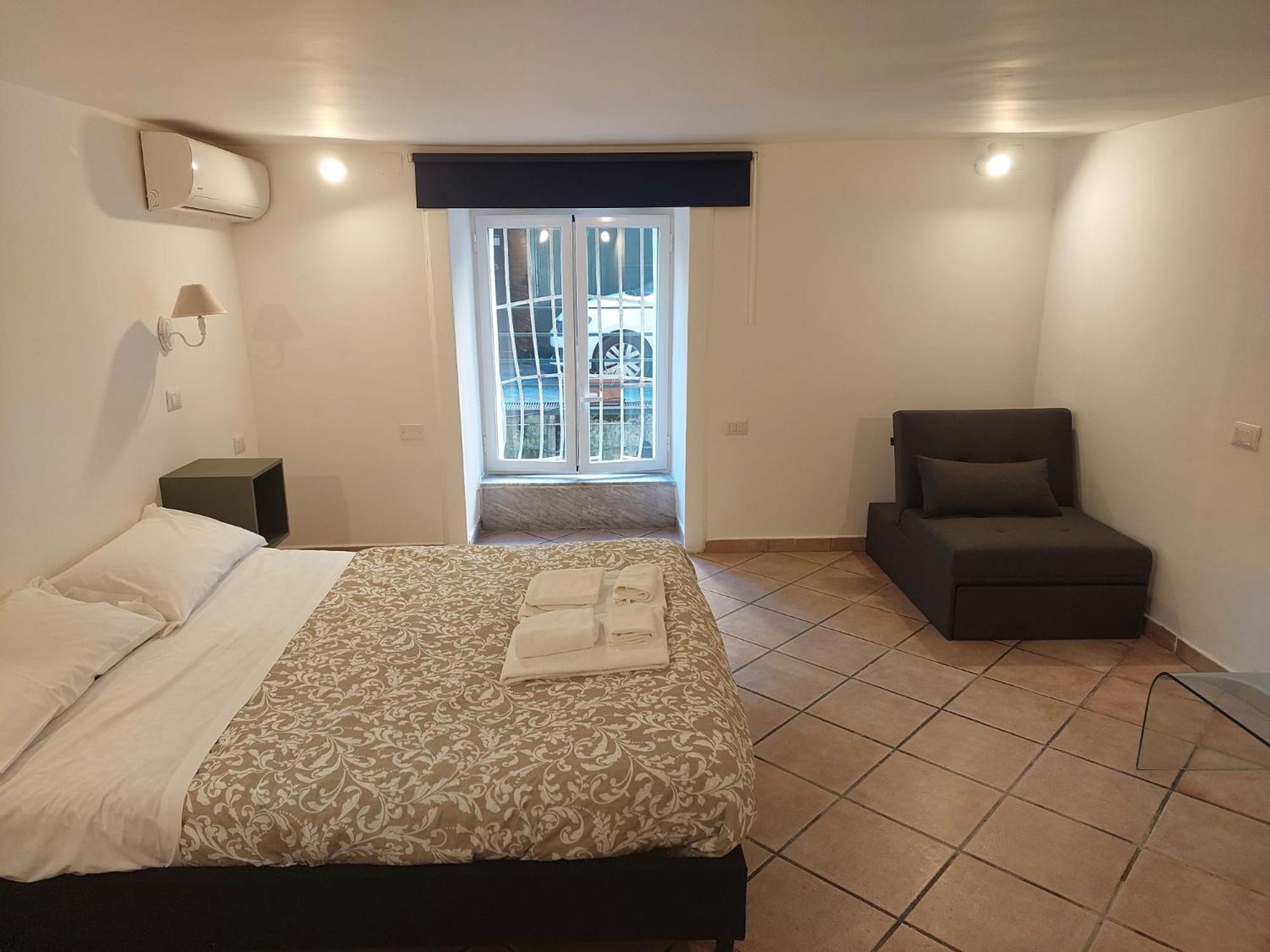 Amedeo Square Bed & Breakfast เนเปิลส์ ภายนอก รูปภาพ