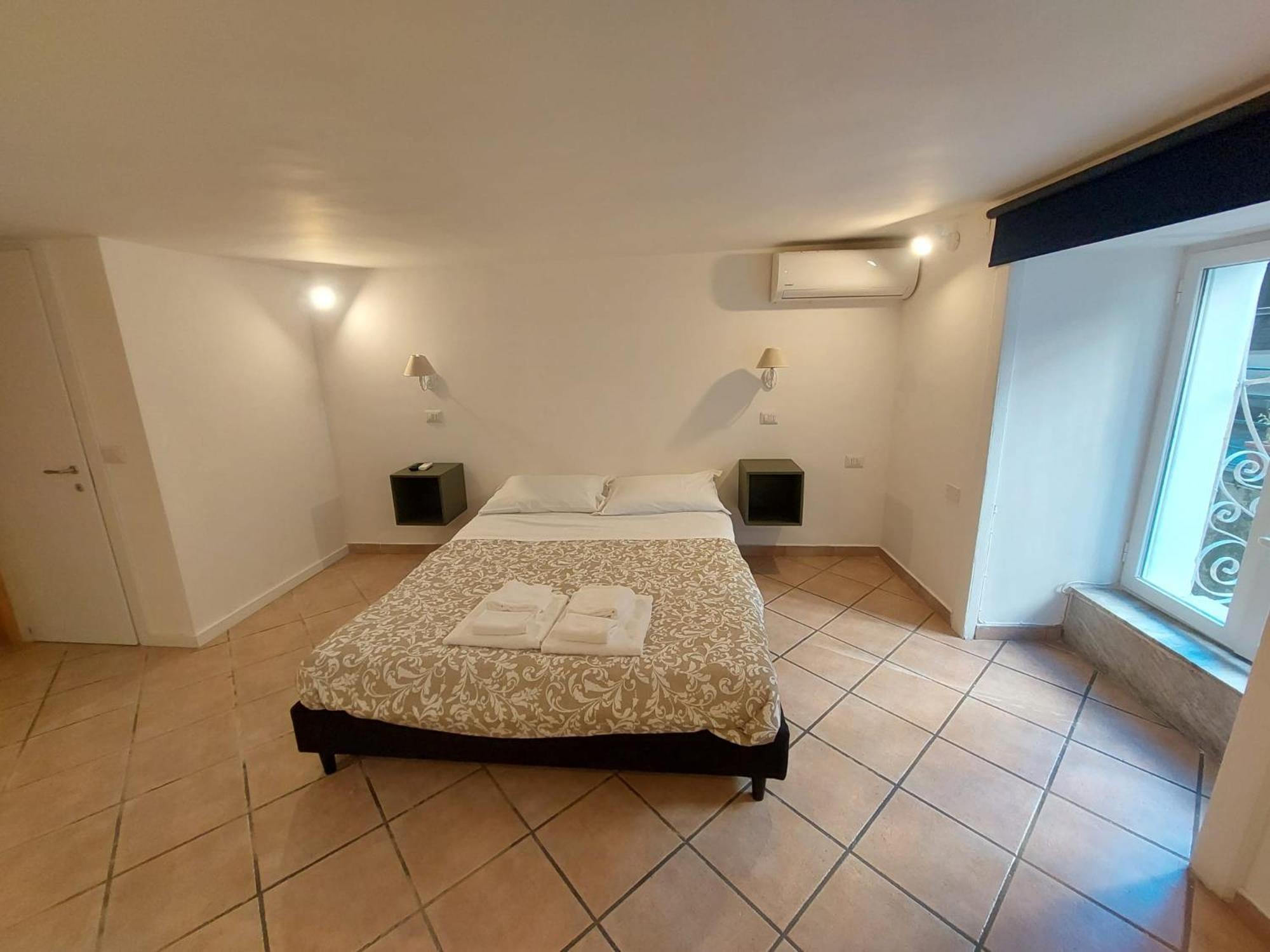 Amedeo Square Bed & Breakfast เนเปิลส์ ภายนอก รูปภาพ